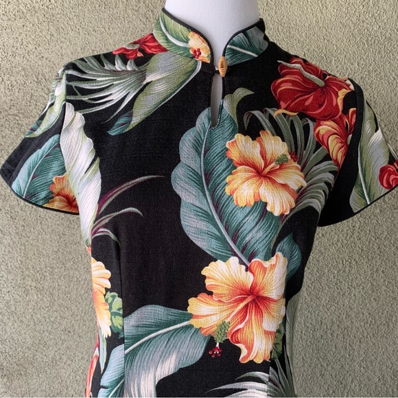 🌺 “Young Hawaii” Muumuu Maxi-Dress Cheongsam size M - Picture 4 of 12